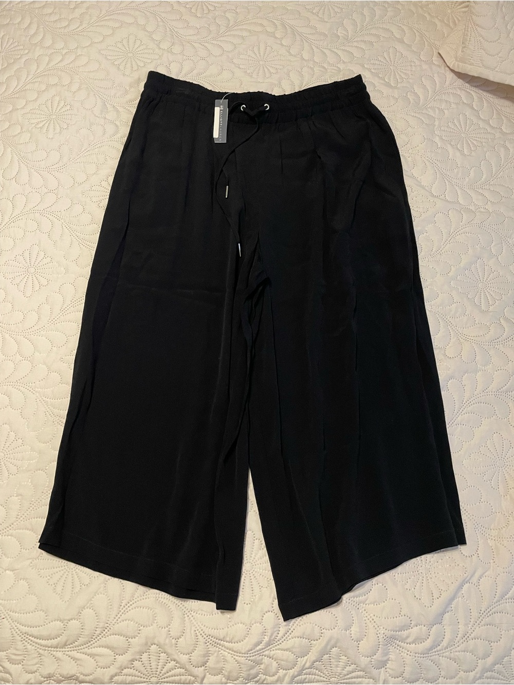 Elliot Lauren Cropped Wide-Leg Black Pants | Size Medium | NWT